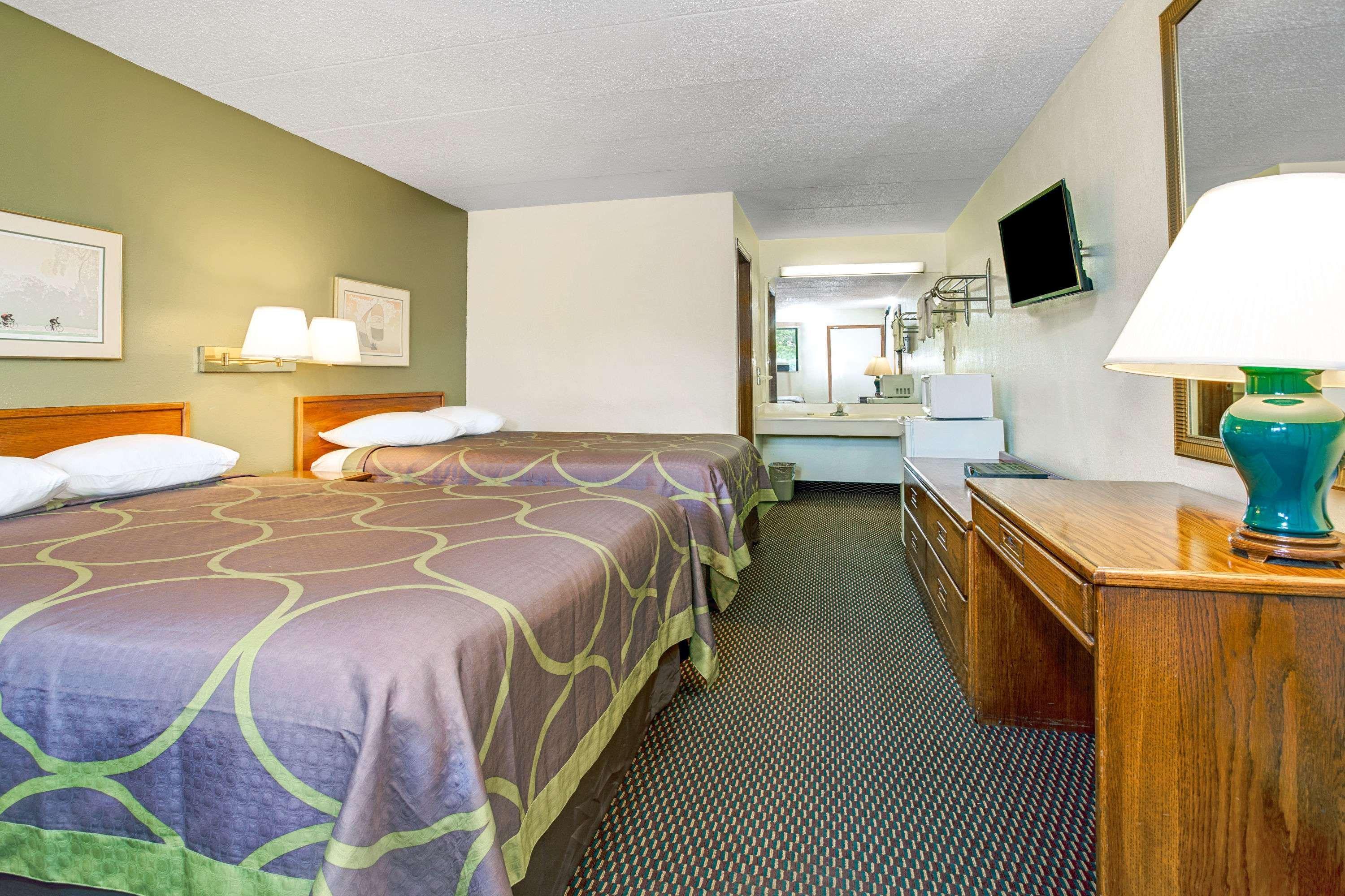 Super 8 By Wyndham Fort Mitchell Cincinnati Area Exterior foto